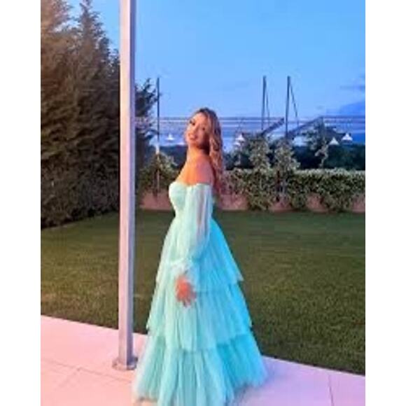 MSRP $152 Faeiesty Off Thr Shoulder Flounce  Sheer Sleeves Gown M 5X QUICK SHIP - Picture 3 of 10